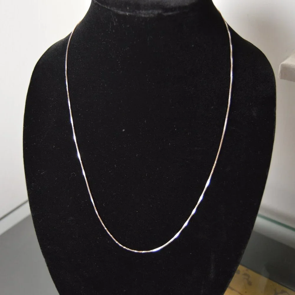 Italian sterling silver thin box chain necklace, 24" - Picture 3 of 5